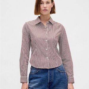 GAP Men's Black and White Vertical Stripe Button-Down Shirt